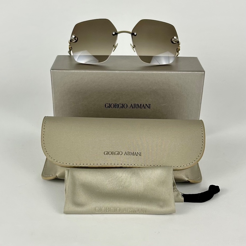 Giorgio Armani Sunglasses - Picture 10 of 11